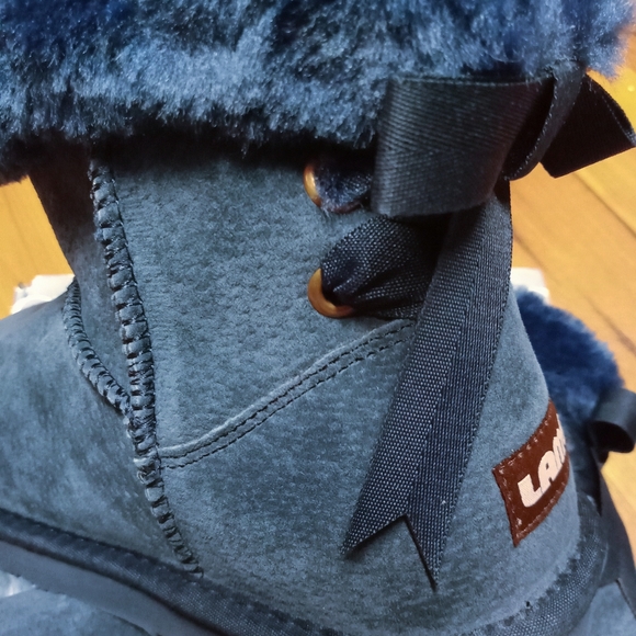 👠$25 Sale! Lamo Short Suede Boots - Picture 5 of 6